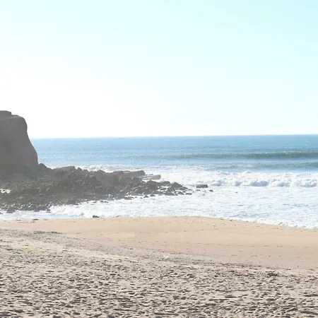 Cosy Beach Apartment Atouguia Da Baleia